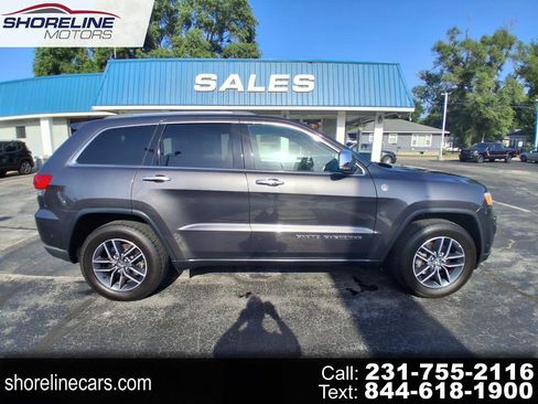 Used 2018 Jeep Grand Cherokee Limited AWD/4WD image 1