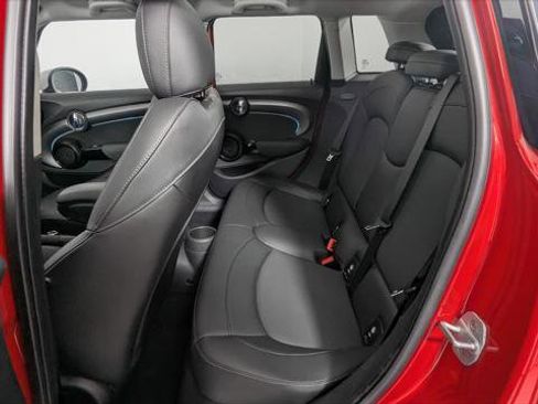 Used 2022 MINI Cooper S image 19