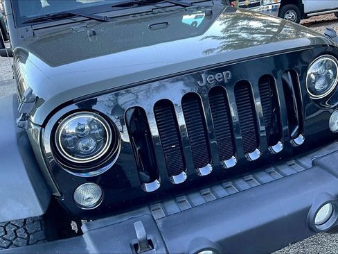 Used 2015 Jeep Wrangler Sport image 24