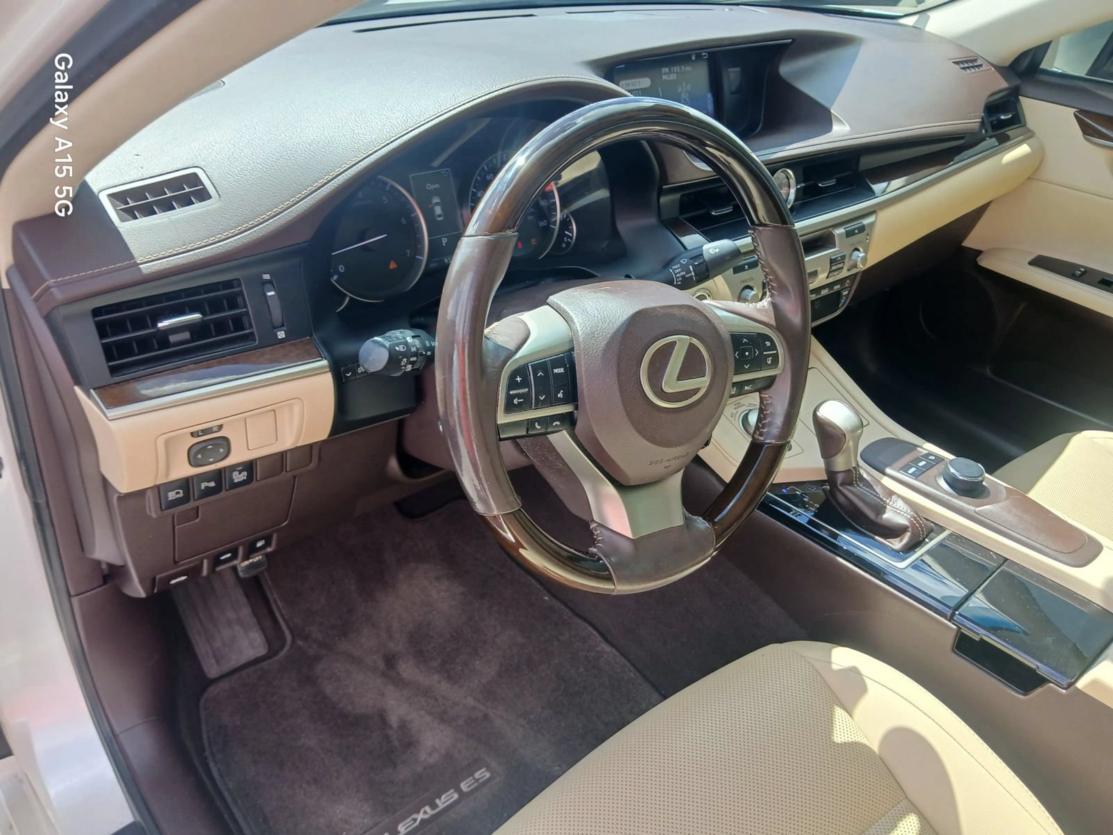 Used 2018 Lexus ES 350 w/ Premier Package FWD image 12