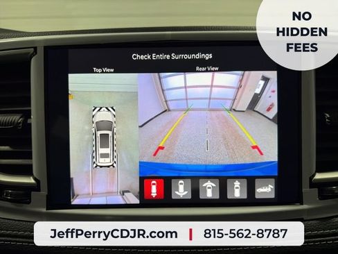 New 2026 Chrysler Pacifica Select w/ S Appearance Package FWD image 16