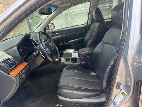 Used 2014 Subaru Outback 2.5i Limited AWD/4WD image 10