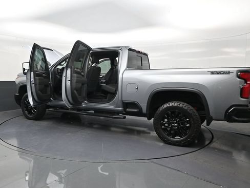 Used 2026 Chevrolet Silverado 2500 LTZ w/ Trail Boss Package AWD/4WD image 31
