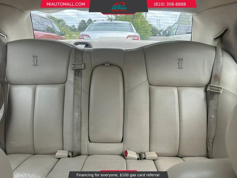 Used 1999 Lincoln Town Car Cartier RWD image 24