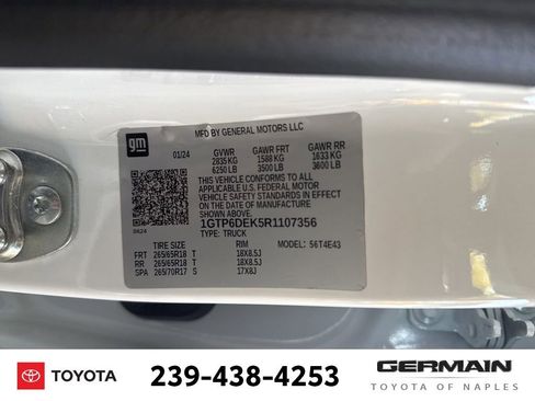 Used 2024 GMC Canyon AT4 w/ Canyon Safety Plus Package image 25