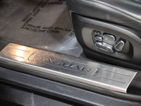 Used 2014 Jaguar XJ L Portfolio image 36