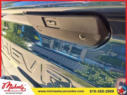 Used 2021 Chevrolet Silverado 1500 RST AWD/4WD image 1
