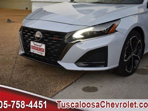 Used 2024 Nissan Altima 2.5 SR image 38