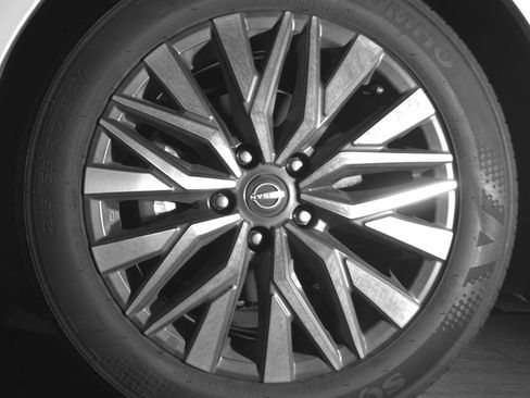 Used 2025 Nissan Altima 2.5 SV image 12