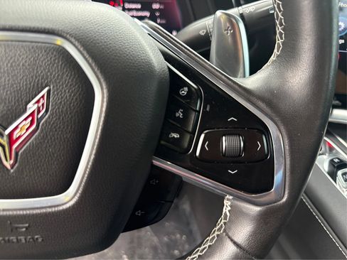 Used 2021 Chevrolet Corvette Stingray Preferred Conv w/ Z51 Performance Package RWD image 31