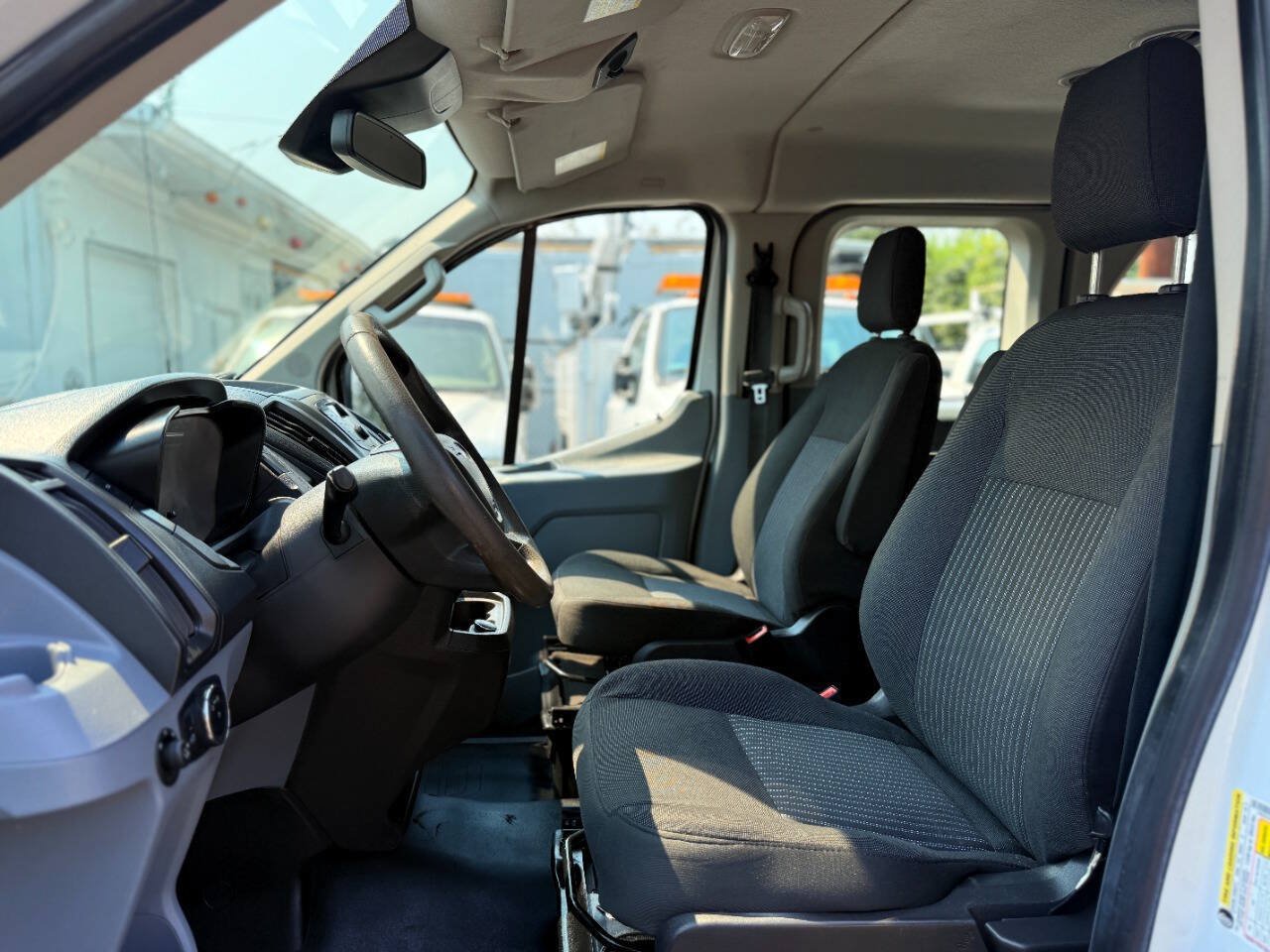 Used 2019 Ford Transit 350 XL RWD image 16