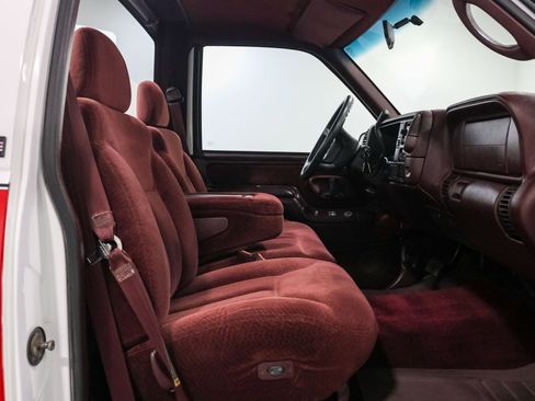 Used 1997 GMC Sierra 1500 2WD Regular Cab w/ Marketing Option Pkg 3 image 17