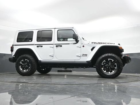 New 2026 Jeep Wrangler Unlimited Rubicon w/ Safety Group image 48