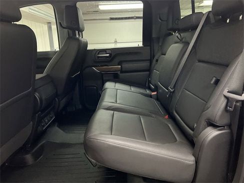 Used 2022 Chevrolet Silverado 2500 LT w/ Convenience Package image 24