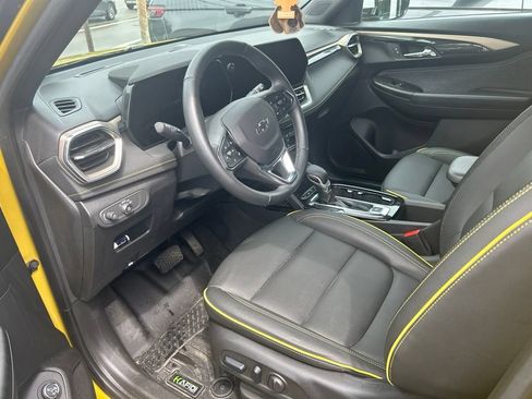 Used 2024 Chevrolet TrailBlazer ACTIV w/ Convenience Package AWD/4WD image 9