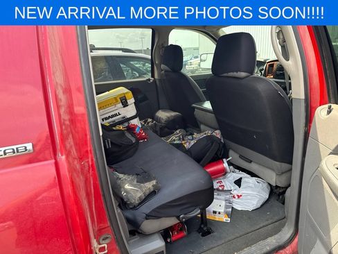 Used 2006 Dodge Ram 2500 Truck SLT w/ Light Group AWD/4WD image 11