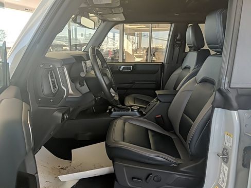 Certified 2024 Ford Bronco Outer Banks image 10