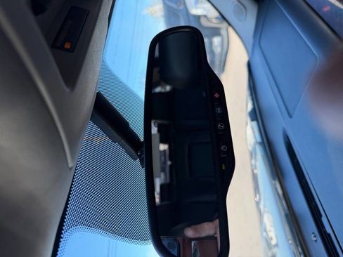 Used 2012 GMC Yukon 4WD Hybrid image 71