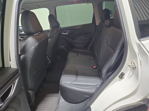 Used 2020 Subaru Forester Limited image 6