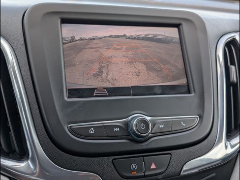 Used 2023 Chevrolet Equinox LT FWD image 8