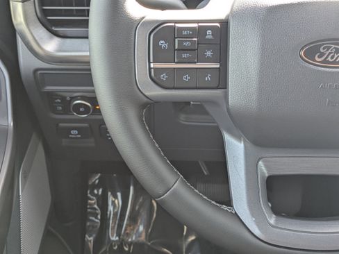 New 2025 Ford F150 Lariat w/ Equipment Group 501A Mid image 22