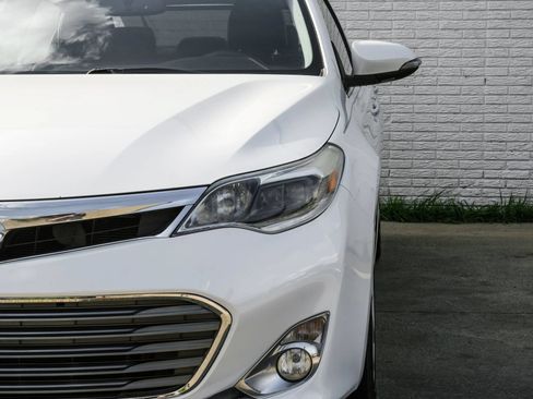 Used 2015 Toyota Avalon Limited FWD image 37