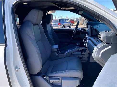 Used 2024 Toyota Tacoma SR image 9