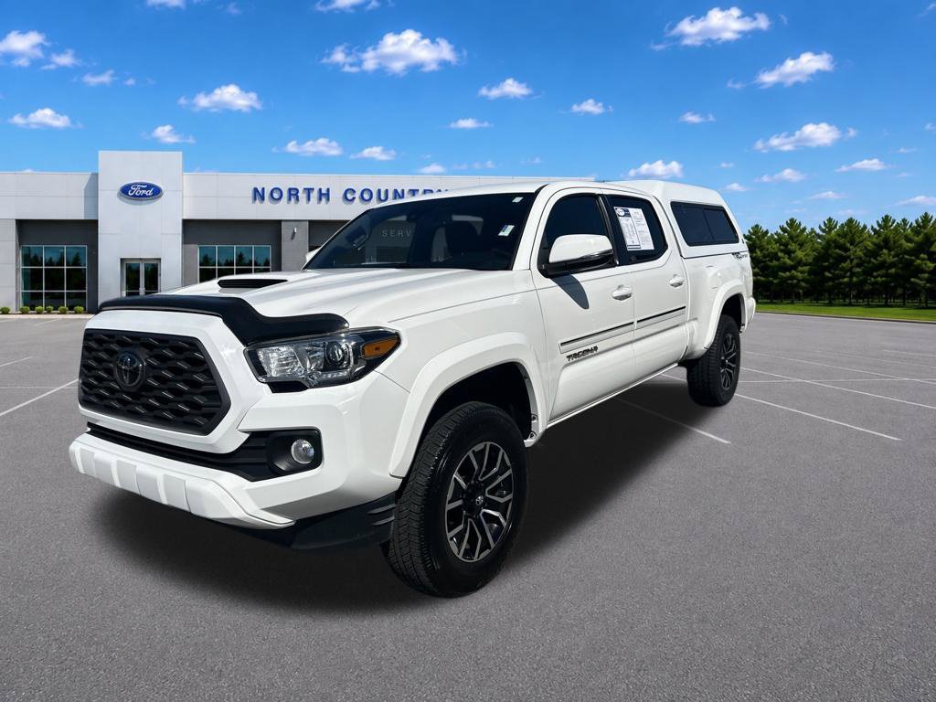 Used 2022 Toyota Tacoma TRD Sport w/ Technology Package RWD image 7