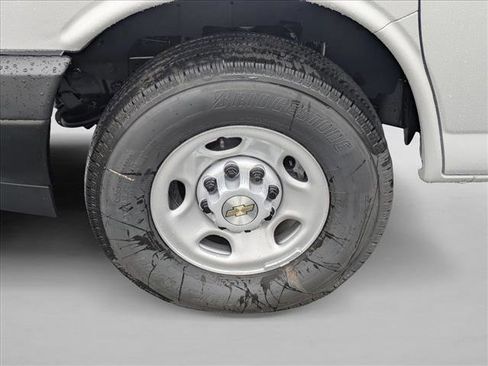 New 2025 Chevrolet Express 2500 image 10