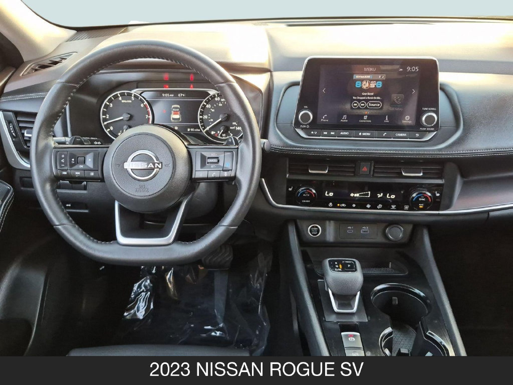 Certified 2023 Nissan Rogue SV w/ SV Premium B Package FWD image 13