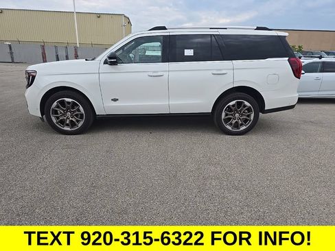 Used 2025 Ford Expedition King Ranch AWD/4WD image 3