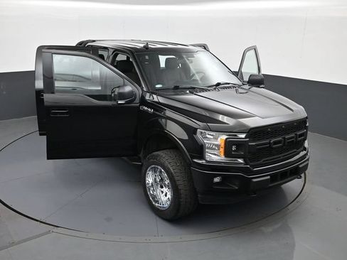 Used 2020 Ford F150 XLT w/ Equipment Group 302A Luxury AWD/4WD image 29