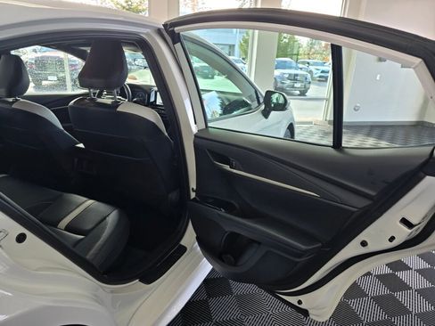 Certified 2025 Toyota Camry SE image 40