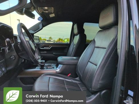 Used 2022 Chevrolet Silverado 1500 High Country AWD/4WD image 23