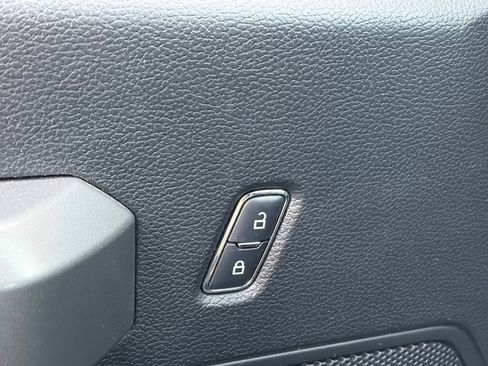 Used 2016 Ford F150 XLT w/ Equipment Group 301A Mid AWD/4WD image 9