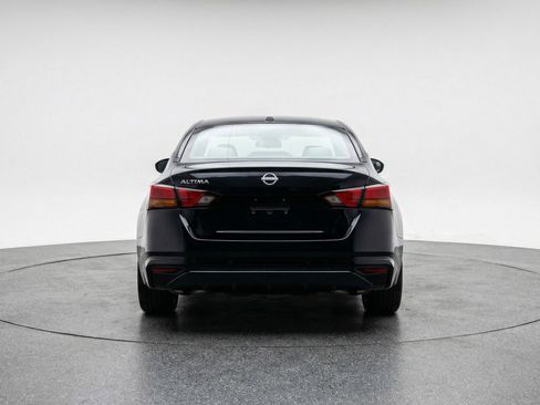 Used 2025 Nissan Altima 2.5 SV image 7