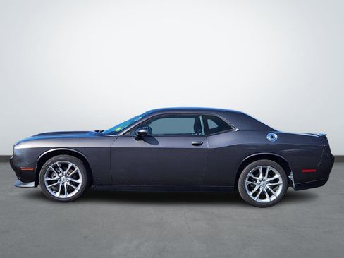 Used 2022 Dodge Challenger GT image 2