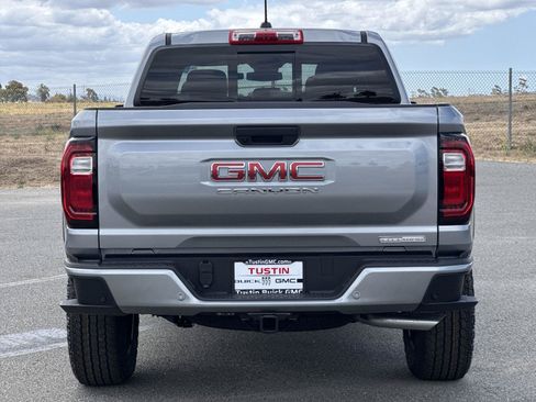 New 2026 GMC Canyon Elevation RWD image 4