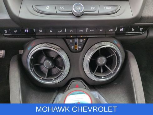 Used 2017 Chevrolet Camaro ZL1 RWD image 19