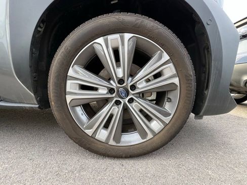 Used 2024 Subaru Solterra Limited image 40