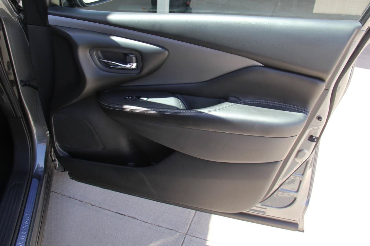 Used 2020 Nissan Murano S FWD image 23