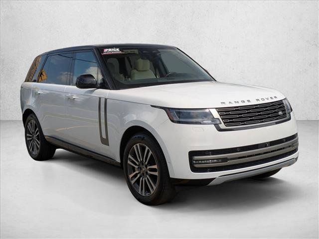 Certified 2025 Land Rover Range Rover Long Wheelbase SE AWD/4WD image 3