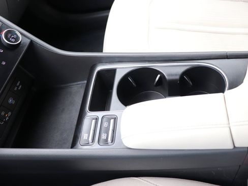 Used 2025 Hyundai Sonata SEL FWD image 39