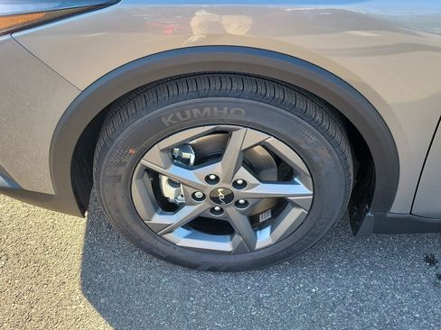New 2026 Kia K4 FWD image 34