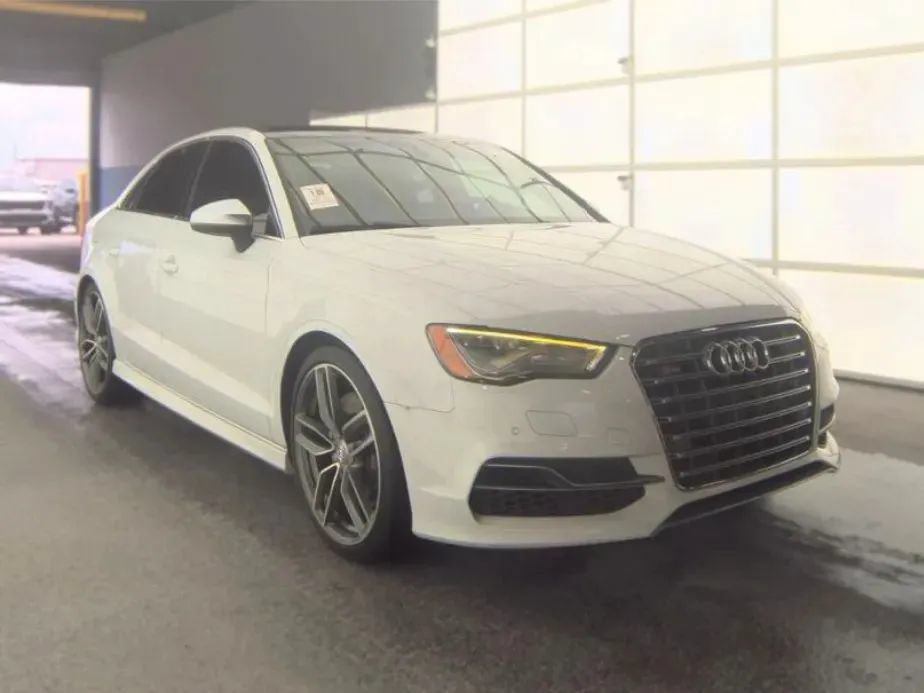Used 2015 Audi S3 Prestige AWD/4WD image 3