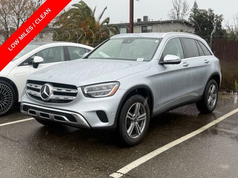 Used 2022 Mercedes-Benz GLC 300 image 1
