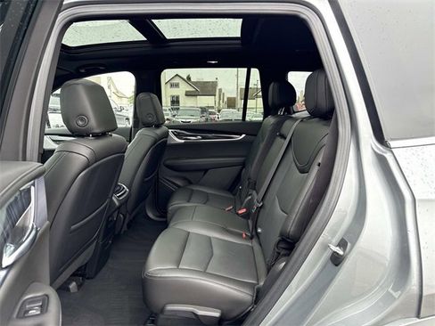 Certified 2023 Cadillac XT6 Premium Luxury w/ LPO, Floor Liner Package image 13
