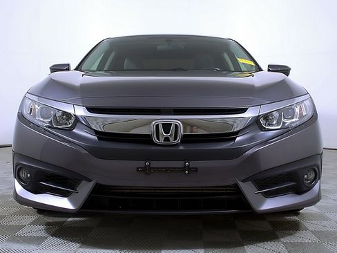 Used 2018 Honda Civic EX-T image 5