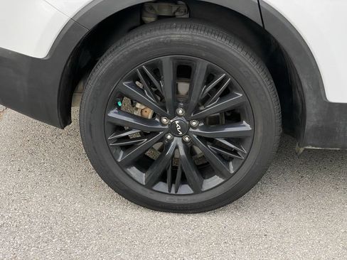 Used 2022 Kia Telluride SX FWD image 9