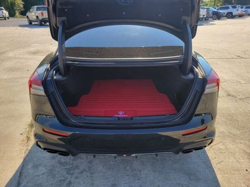 Used 2021 Maserati Ghibli Trofeo image 5